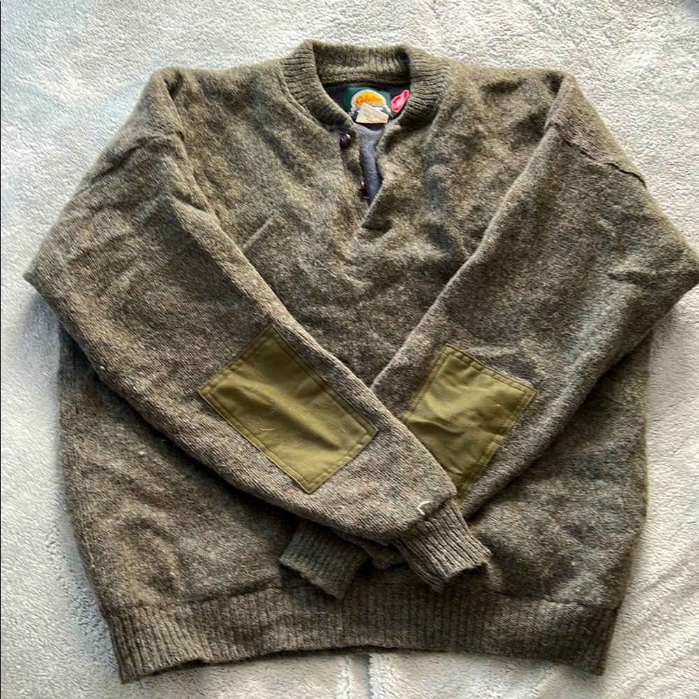 Men’s Heavy-Duty Outdoor Sweater - Wind Stopper